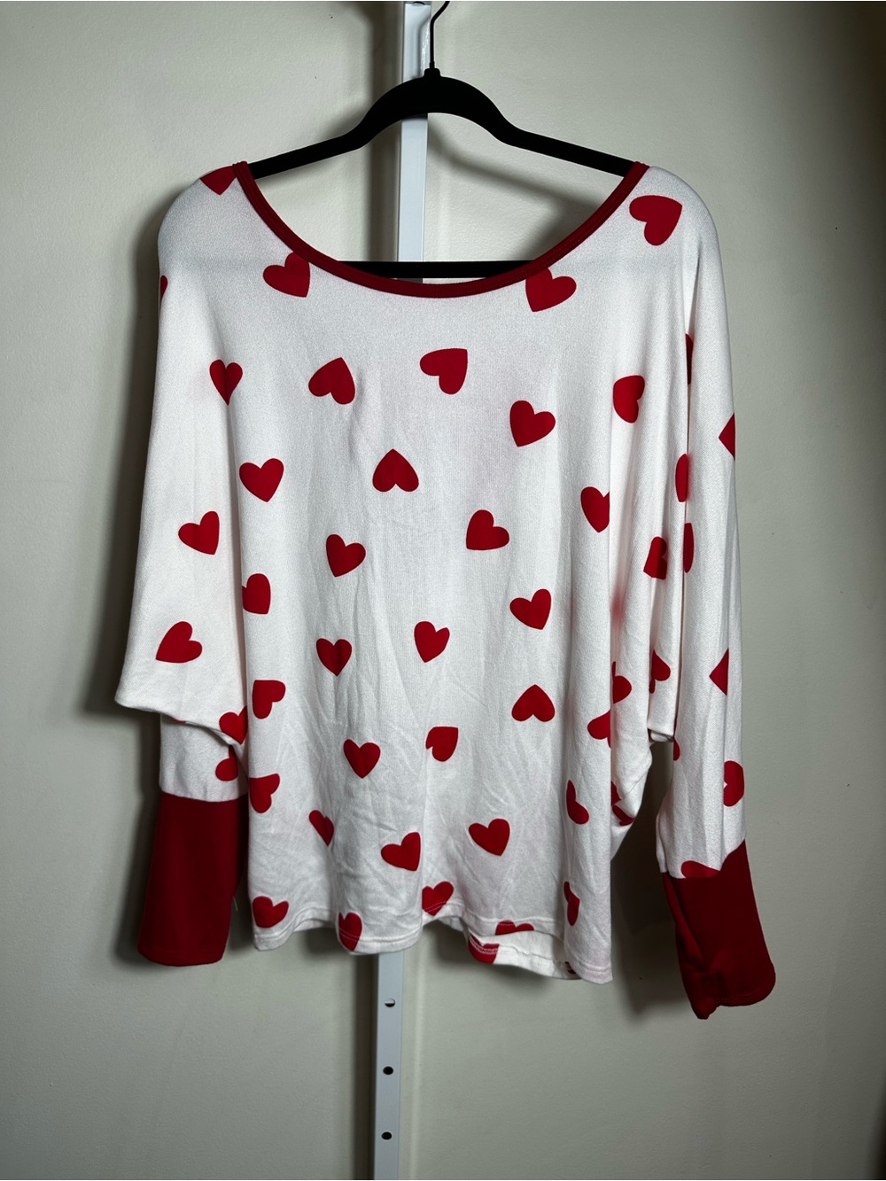 176. Bibi- Red Heart Print Women's Top - White and Red Dolman sleeve -oversized